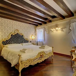 Apartment Marcopolo Private~terrace, Venice
